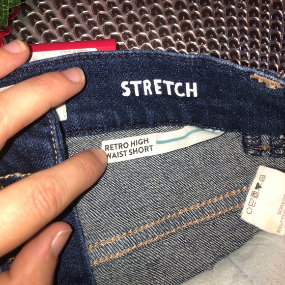 Garage Shorts - Picture 4 of 4